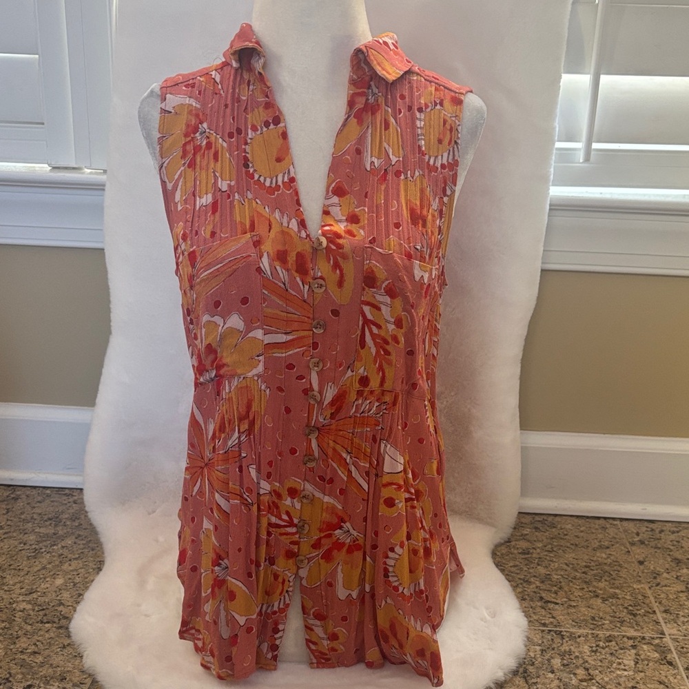 Anthropologie Coral and Yellow Sleeveless Floral Button-Up Blouse